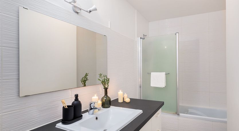 Photo of La Nuit Parisienne