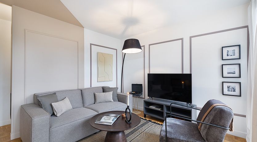 Photo of La Nuit Parisienne