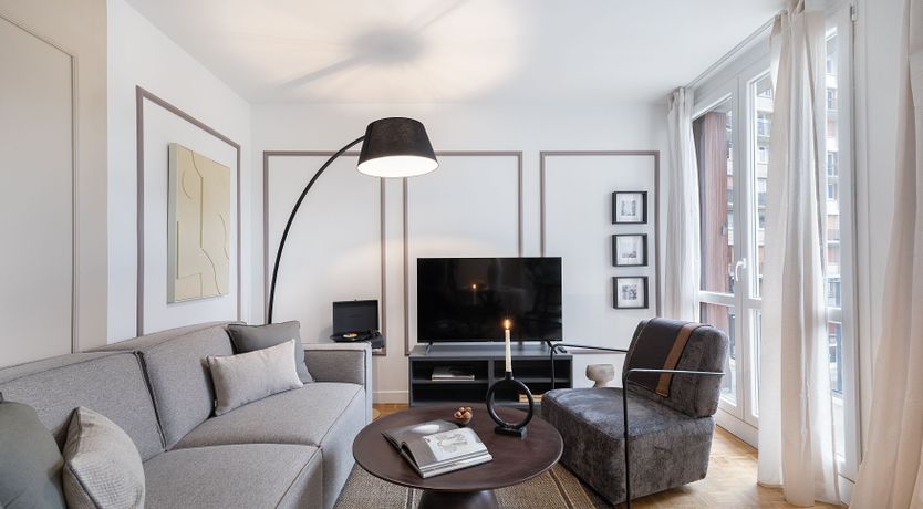 Photo of La Nuit Parisienne