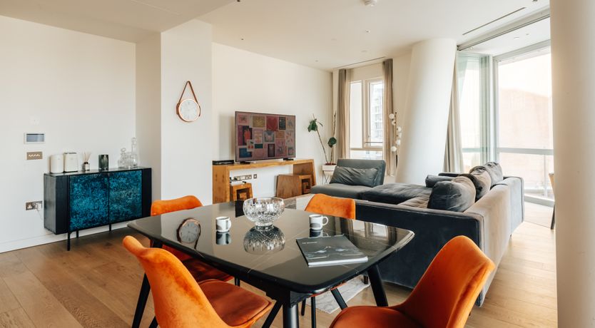 Photo of Nouveau London