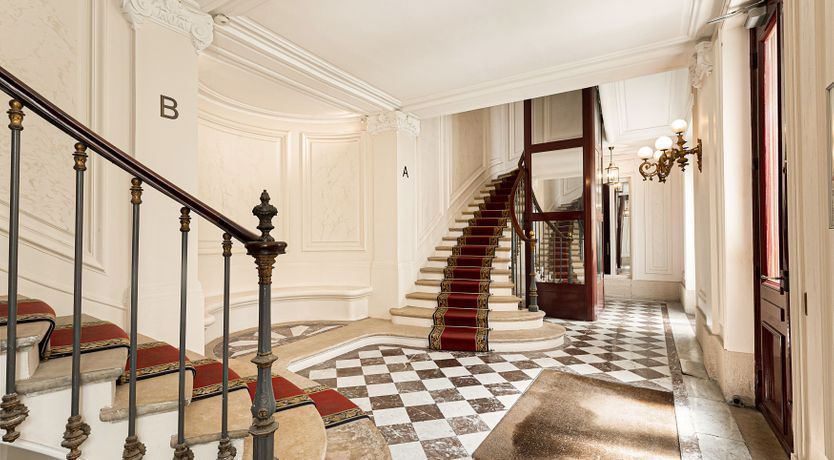 Photo of Boulevard Chic