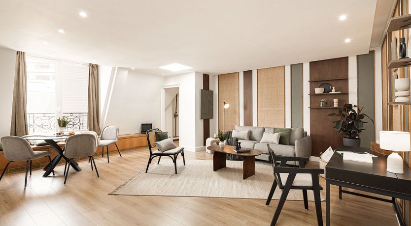 Photo of Boulevard Chic