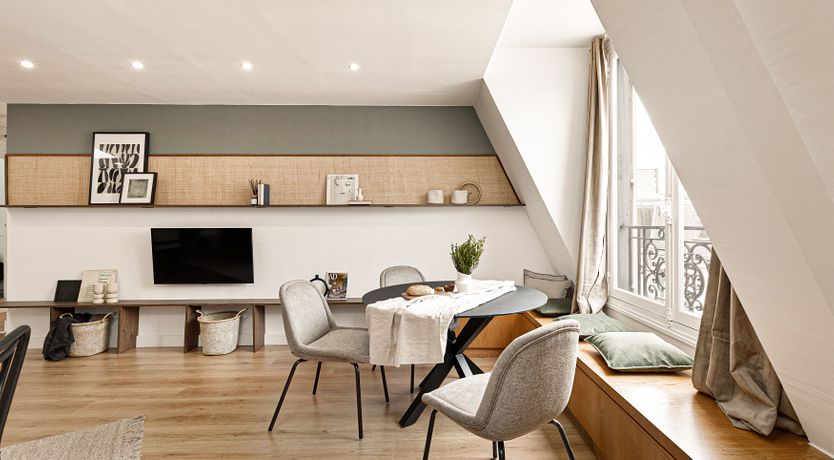 Photo of Boulevard Chic