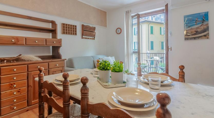 Photo of Lake Como Charm