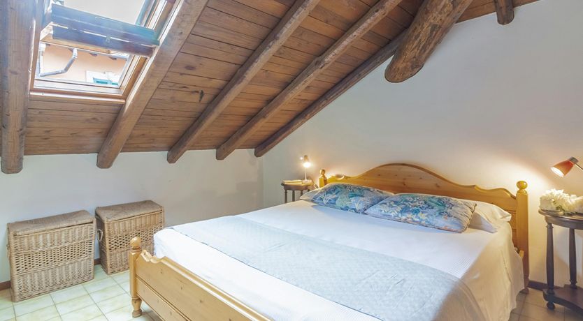 Photo of Lake Como Charm