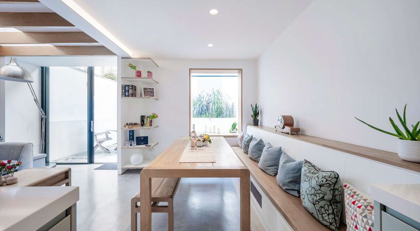 Photo of Rose & Vine