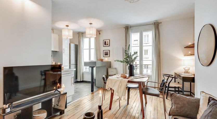 Photo of Parisienne Tranquillity