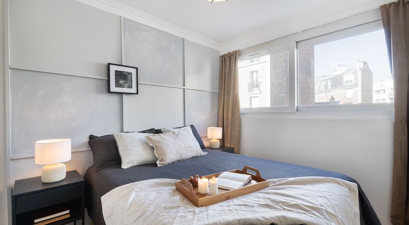 Photo of Parisian Pebbles