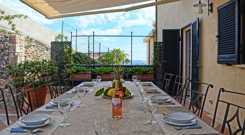 Photo of Bougainvillea & Pine