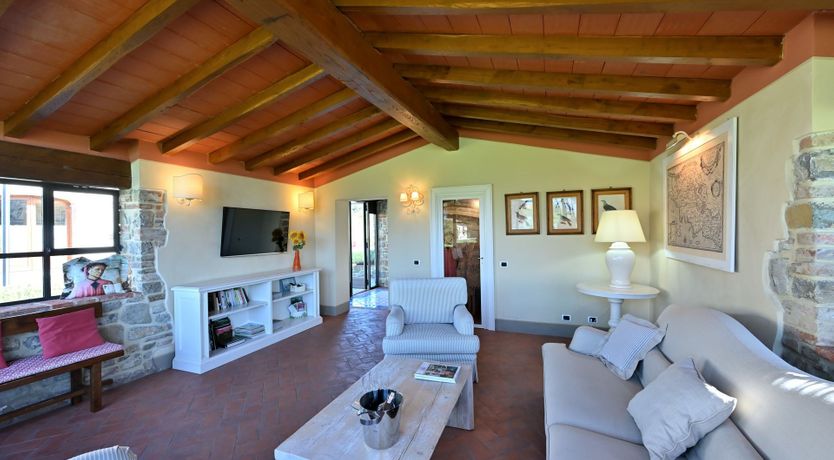 Photo of Tuscan Treasures