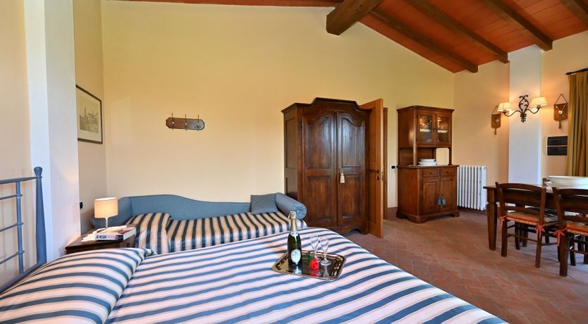 Photo of Tuscan Treasures