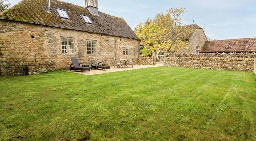 Photo of Scarlet Grove