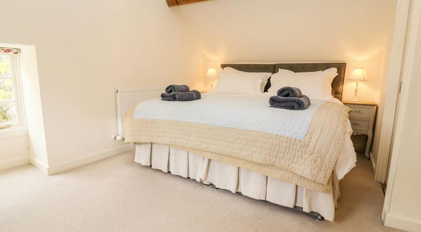 Photo of Scarlet Grove