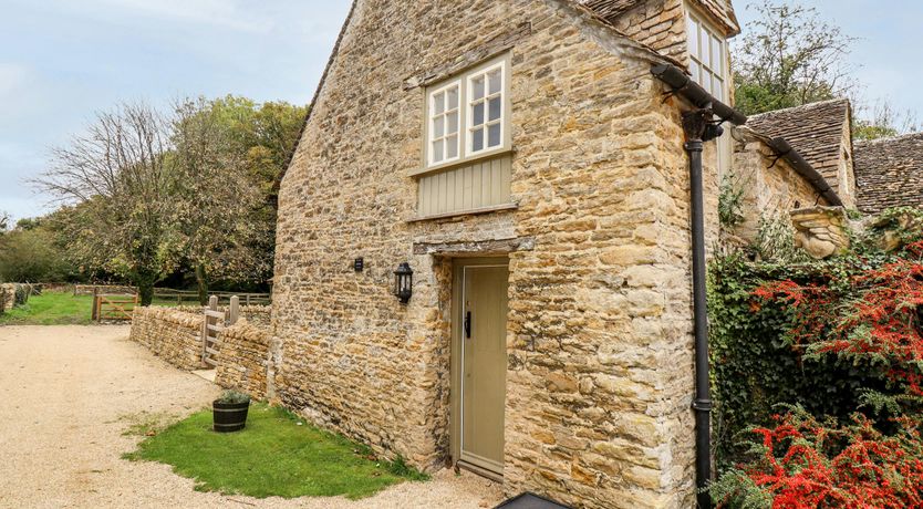 Photo of Scarlet Grove