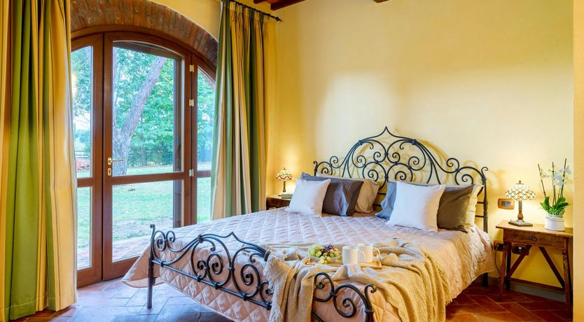 Photo of Green & White