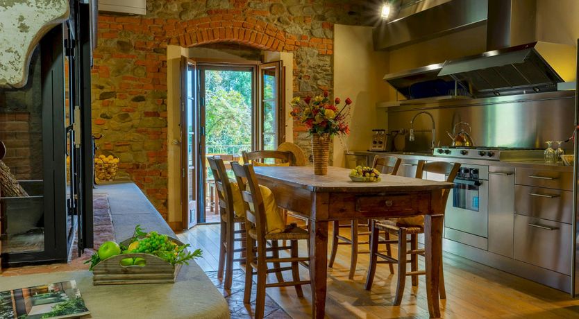 Photo of Green & White