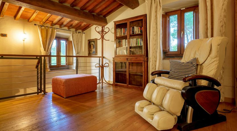 Photo of Green & White