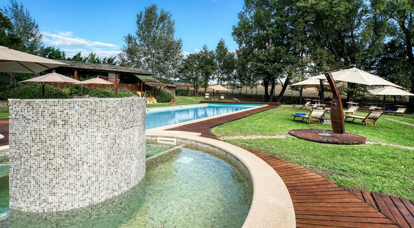 Photo of Green & White