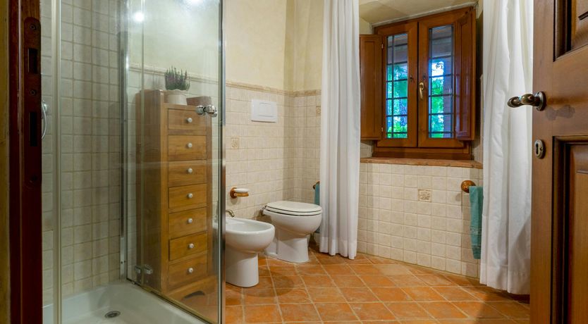 Photo of Green & White