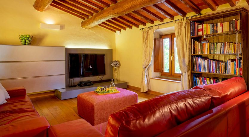 Photo of Green & White