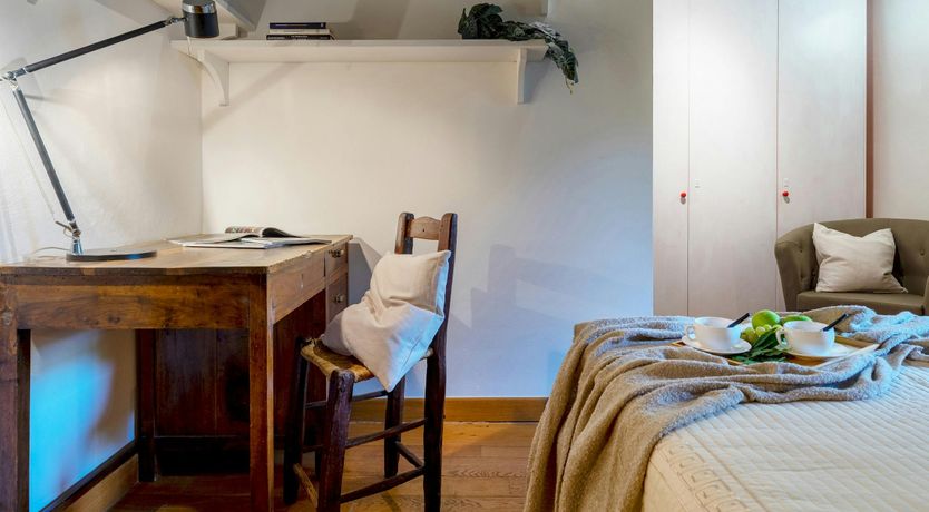 Photo of Green & White