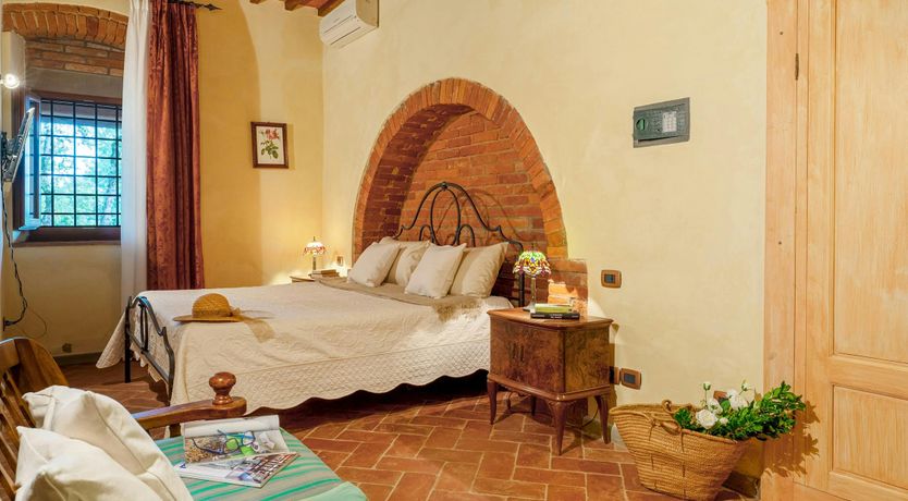 Photo of Green & White