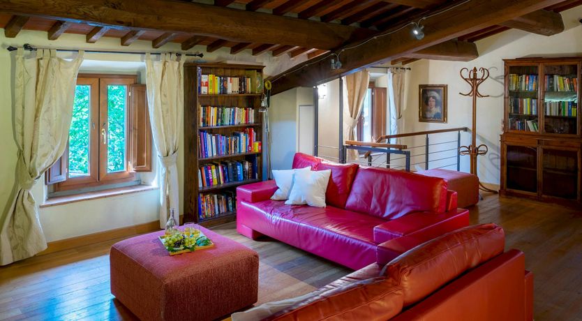 Photo of Green & White