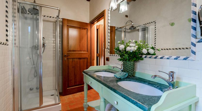 Photo of Green & White