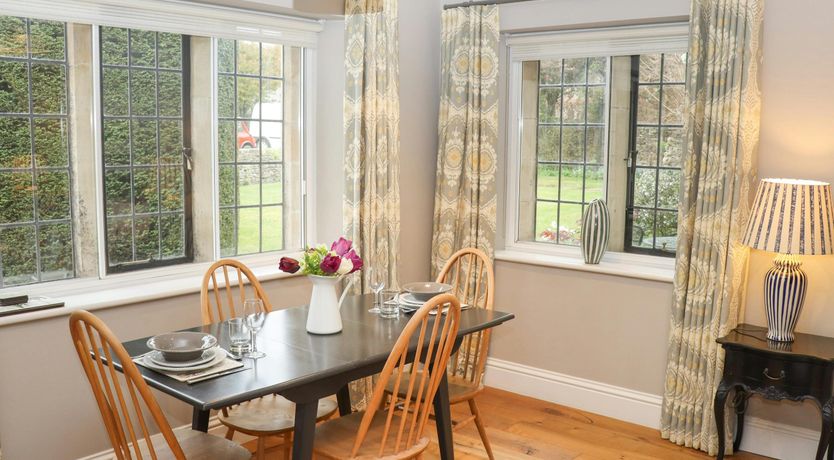 Photo of Geranium & Oak