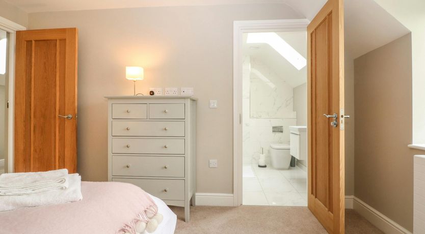 Photo of Burford Bliss