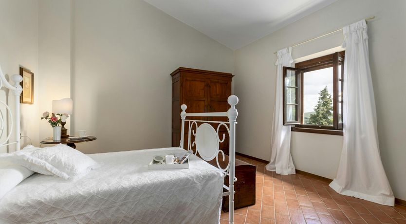 Photo of Divine Light