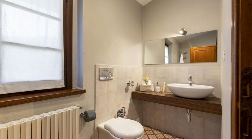 Photo of Divine Light