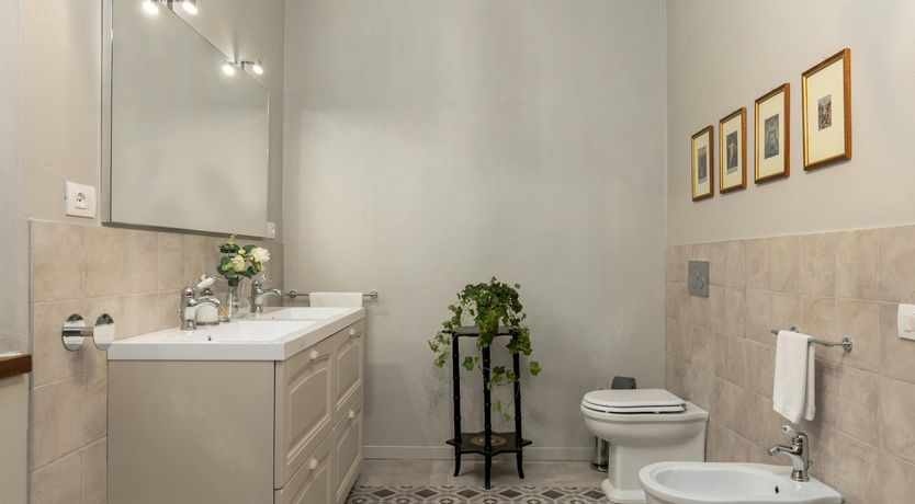 Photo of Divine Light