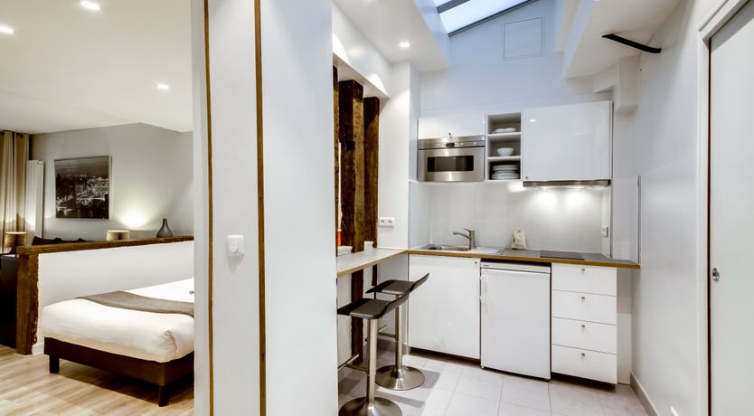 Photo of The Seine Shimmer