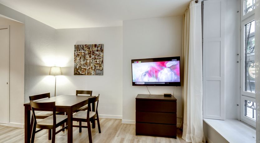 Photo of The Seine Shimmer