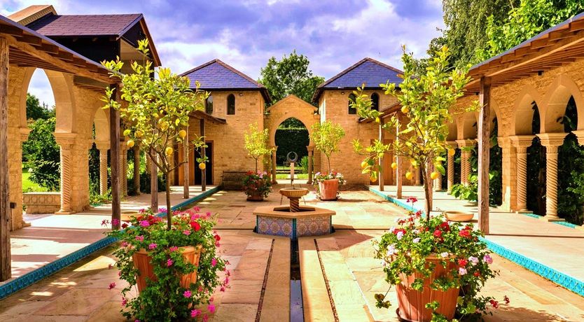 Photo of Green & Stone