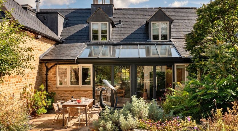 Photo of Green & Stone