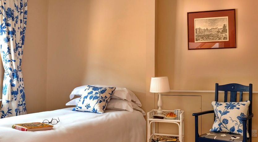 Photo of Green & Stone