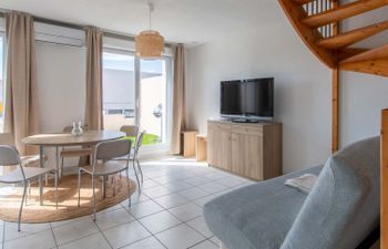 CAP CAMARGUE F Holiday Home