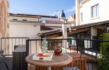 Le Grillon Holiday Home