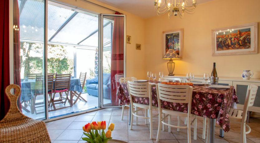 Photo of La Bruyère