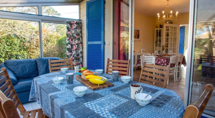 Photo of La Bruyère