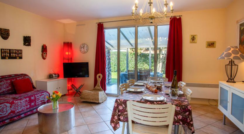 Photo of La Bruyère