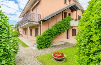 La Breva Holiday Home