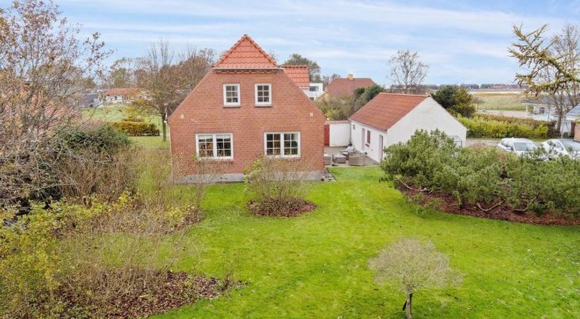 Photo of "Bertold" - 100m from the sea