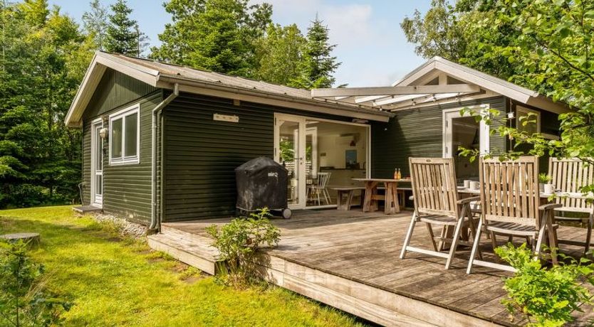 Photo of "Elisabete" - 200m to the fjord