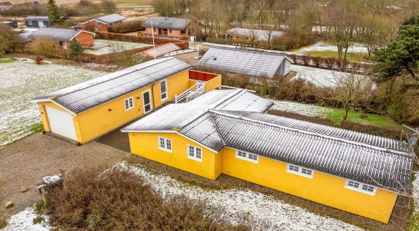 Photo of "Ung" - 650m to the fjord