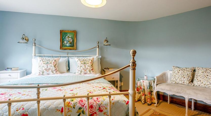 Photo of 3 Bed in Combe Martin