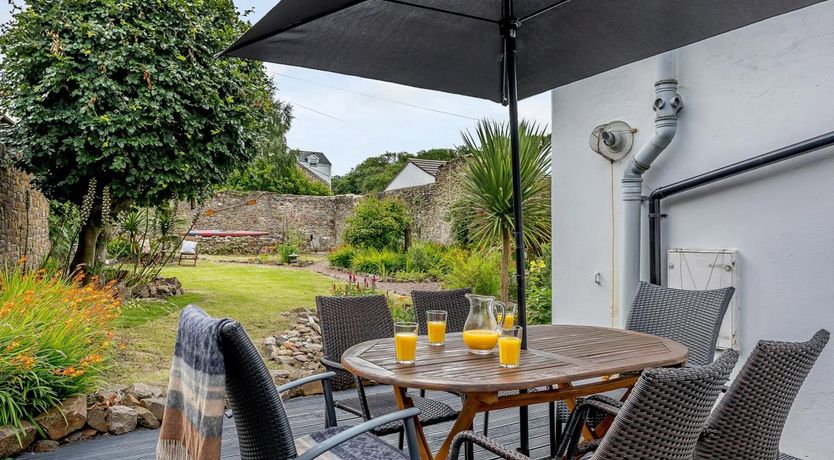 Photo of 3 Bed in Combe Martin