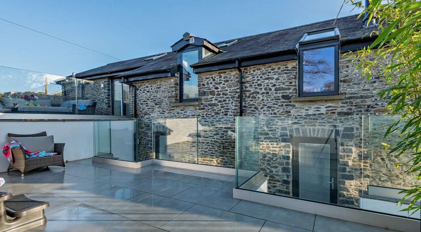 Photo of 4 Bed in Llandovery